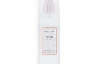Makeup Revolution- Body Mist Spray- Timeless|This Fruity Fragrance Has Woody And Aromatic Undertones, Which Deepen To Soft, Spicy Notes With A Hint Of Rose|Luxurious Scent, With Instant Glamour|100Ml