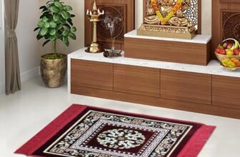 Status Multipurpose Pooja Prayer Mat 18X18 Inch Pooja Assan (Mehroon)