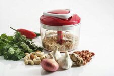 Ganesh Kitchen Dori Handy Vegetable And Fruit Manual Onion Dry Fruit Salad Maker Vegetable Quick String Chopper Machine, Cutter – 3 Stainless Steel Blades – Red