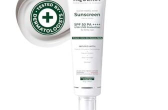 Aqueria Oil Control Brightening Gel Multi-Active French Sunscreen Spf 50 Pa++++ | In-Vitro Tested | 2% Niacinamide & Hyaluronic Acid | Modern Uv Filters | Broad Spectrum Uva/Uvb & Blue Light Protection | Lightweight, Non-Greasy, No White Cast | Suitable For Daily Use | For Oily, Acne-Prone & Combination Skin | 50G