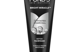 Pond’S Pure Detox Face Wash 200 G|| Daily Exfoliating & Brightening Cleanser|| Deep Cleans Oily Skin – With Activated Charcoal For Fresh|| Glowing Skin