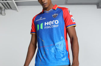 Puma Printed Men V Neck Red T-Shirt